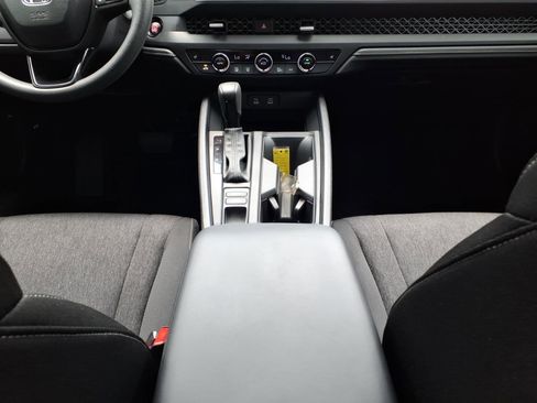 Certified 2025 Honda Accord SE image 18
