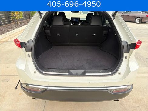 Used 2021 Toyota Venza XLE w/ Softex Package AWD/4WD image 27