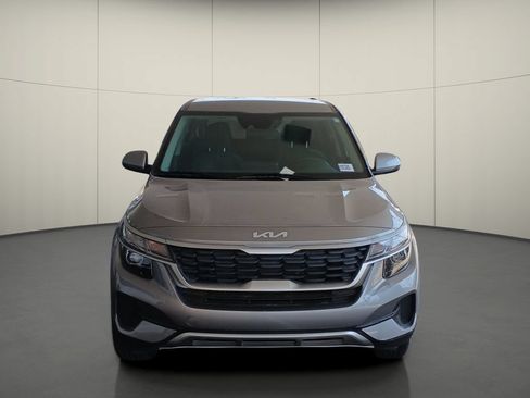 Used 2022 Kia Seltos LX AWD/4WD image 2