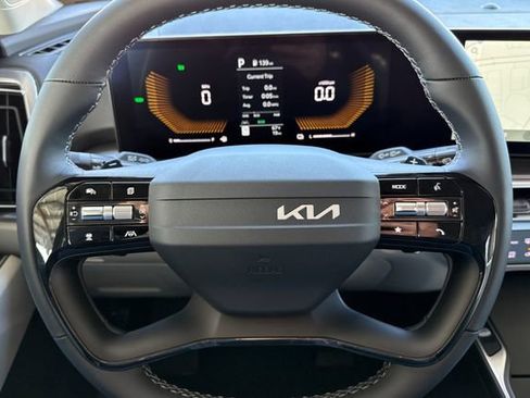 New 2026 Kia Sorento EX FWD image 30
