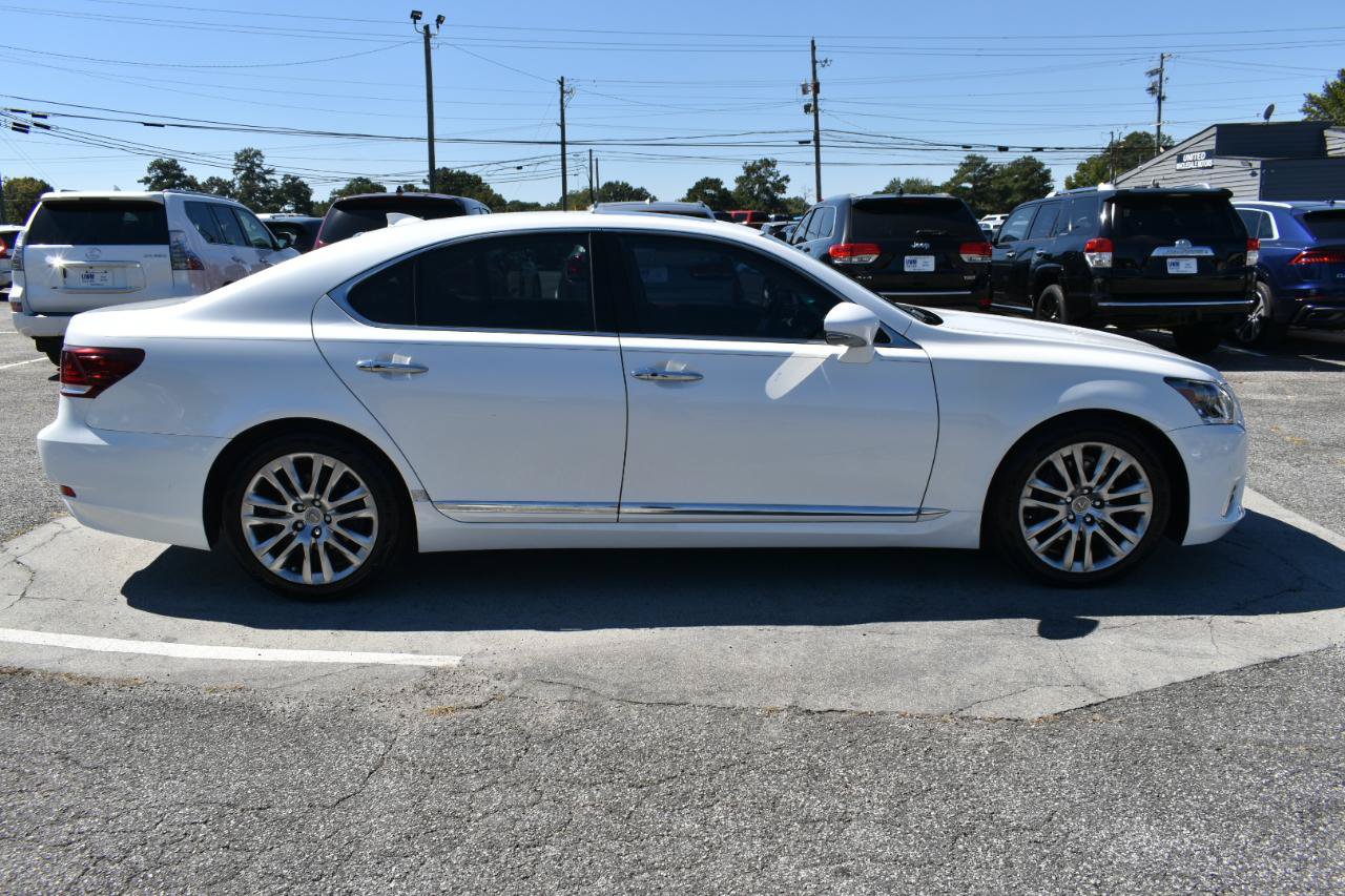 Used 2014 Lexus LS 460 w/ Comfort Package RWD image 5
