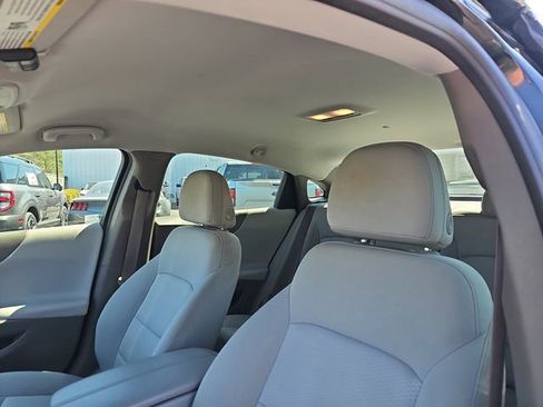 Used 2018 Chevrolet Malibu LT image 11
