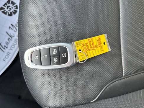 Used 2024 Hyundai Santa Cruz Night image 23