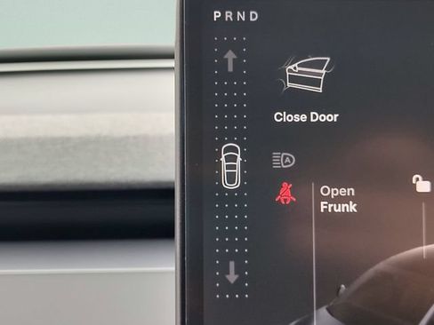 Used 2025 Tesla Model 3 RWD image 18