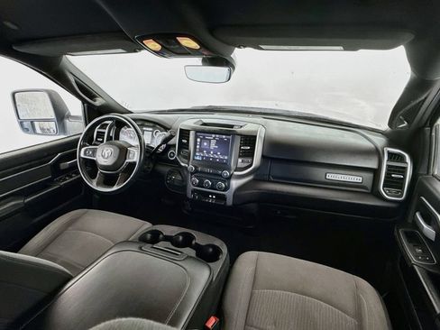 Used 2024 RAM 2500 Big Horn AWD/4WD image 23
