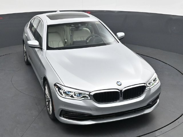 Used 2018 BMW 530e RWD image 29