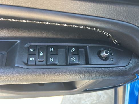 Used 2023 Jeep Compass Latitude AWD/4WD image 14
