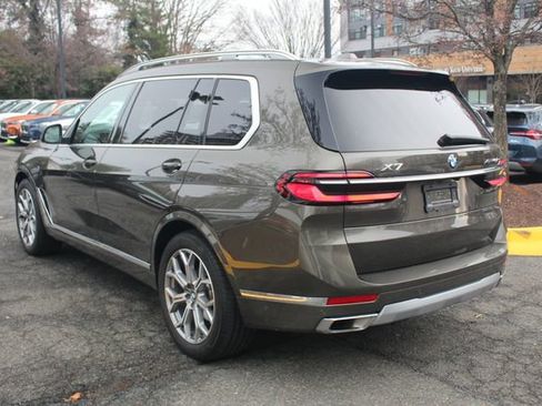 Used 2025 BMW X7 xDrive40i image 6