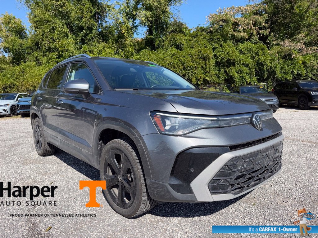 Used 2025 Volkswagen Taos SEL w/ Black Wheel Plus Package AWD/4WD image 7