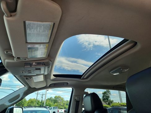 Used 2018 Toyota Tundra Platinum AWD/4WD image 15