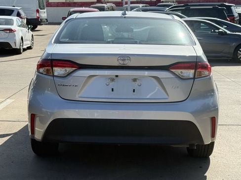 Used 2024 Toyota Corolla LE FWD image 5