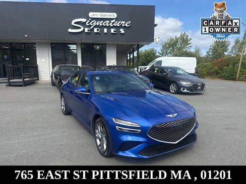 Used 2022 Genesis G70 2.0T image 1