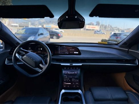 Used 2024 Lucid Air Grand Touring image 6