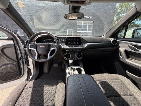 Used 2021 Chevrolet Blazer LT w/ LPO, Black Accent Package FWD image 15
