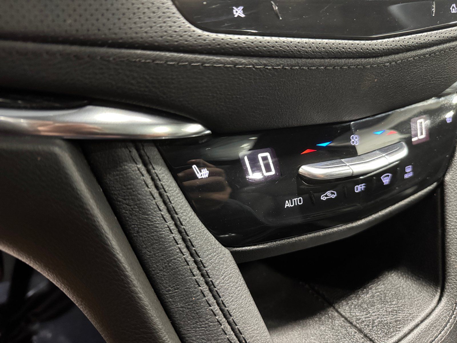Used 2024 Cadillac XT5 Premium Luxury FWD image 21