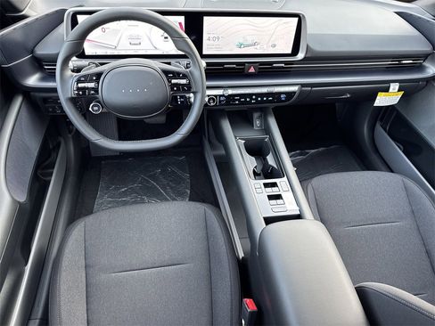 New 2025 Hyundai Ioniq 6 SE image 22