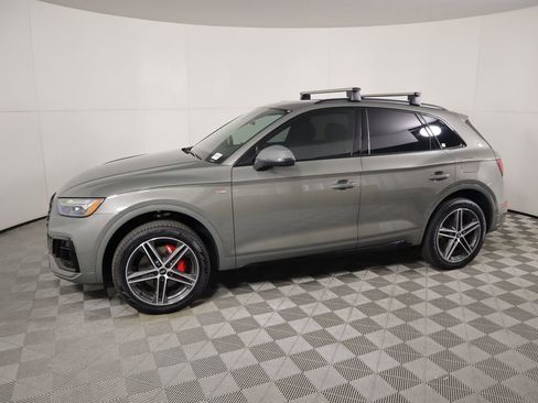 Used 2025 Audi Q5 e Premium Plus w/ Premium Plus Package image 8