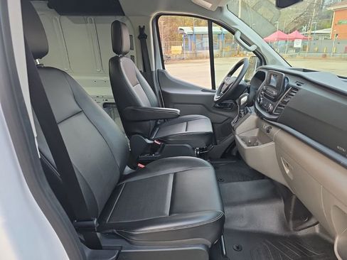 Certified 2023 Ford Transit 150 Low Roof image 15