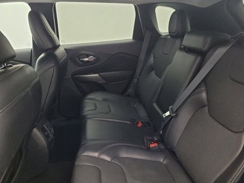 Used 2021 Jeep Cherokee Limited AWD/4WD image 18