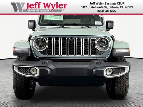 New 2026 Jeep Wrangler Unlimited Sahara w/ Rockslide Package AWD/4WD image 2