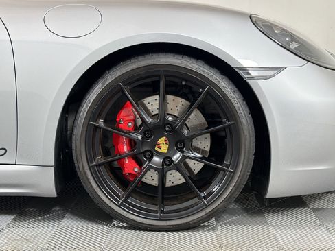 Certified 2025 Porsche 718 Cayman GTS RWD image 14