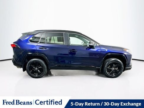 Used 2021 Toyota RAV4 XSE AWD/4WD image 9
