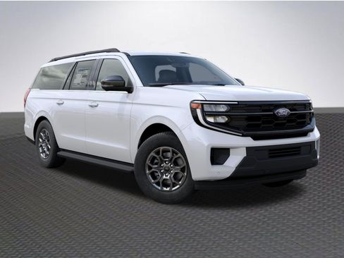 New 2027 Ford Expedition Max Active RWD image 4