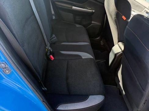 Used 2016 Subaru Crosstrek 2.0i Premium AWD/4WD image 21