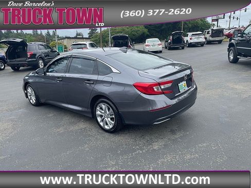 Used 2019 Honda Accord LX image 3