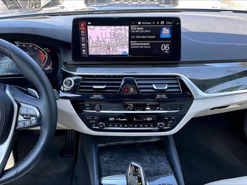 Used 2021 BMW 540i w/ Executive Package RWD image 7