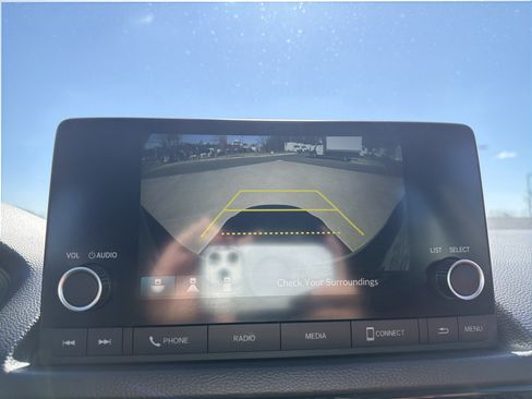 Used 2022 Honda Civic LX image 25