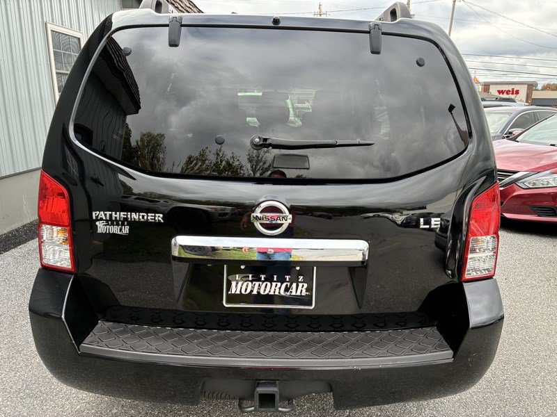 Used 2010 Nissan Pathfinder LE w/ Navigation Pkg AWD/4WD image 5