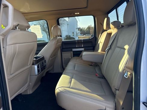Used 2019 Ford F150 Lariat w/ Equipment Group 502A Luxury image 24