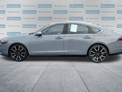 Used 2023 Honda Accord Touring image 10