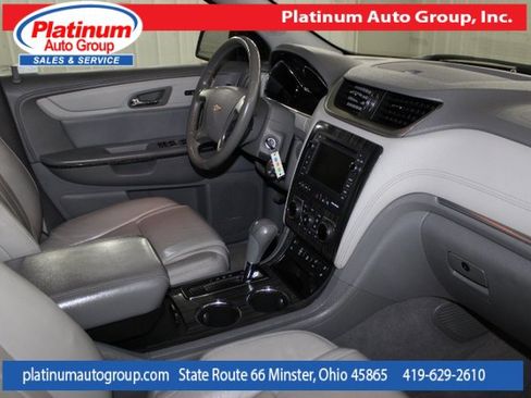 Used 2014 Chevrolet Traverse LTZ image 41