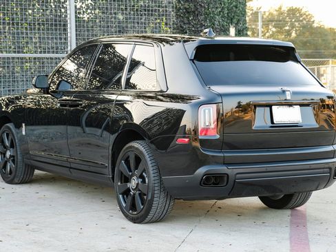 Used 2021 Rolls-Royce Cullinan AWD/4WD image 9