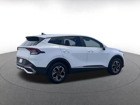 Used 2025 Kia Sportage LX FWD image 15
