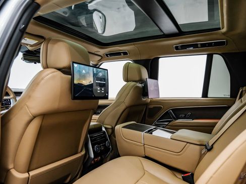 Used 2023 Land Rover Range Rover Autobiography AWD/4WD image 96
