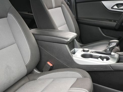 Used 2024 Chevrolet Blazer LT image 39