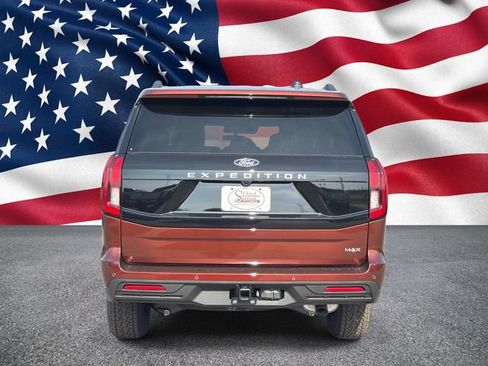 New 2027 Ford Expedition Max Active RWD image 9