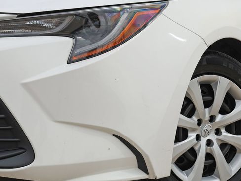 Used 2024 Toyota Corolla LE FWD image 10