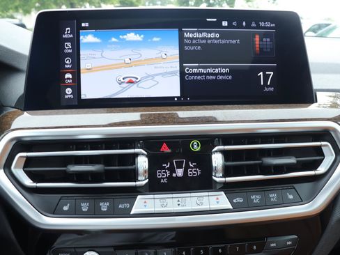 Certified 2024 BMW X3 sDrive30i w/ Convenience Package RWD image 30