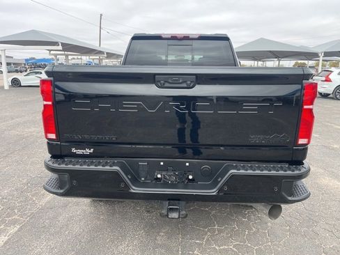 Used 2024 Chevrolet Silverado 3500 High Country w/ Technology Package image 5