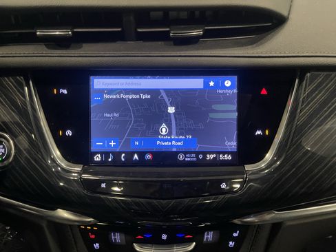 Used 2023 Cadillac XT6 Premium Luxury image 22