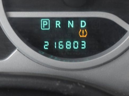 Used 2010 Jeep Wrangler Mountain image 30