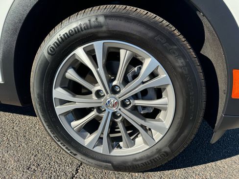 Used 2023 Buick Envision Preferred image 9