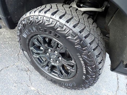 Certified 2024 Chevrolet Silverado 1500 ZR2 w/ Technology Package image 10