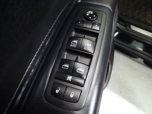 Used 2021 Dodge Durango R/T w/ Blacktop Package AWD/4WD image 10