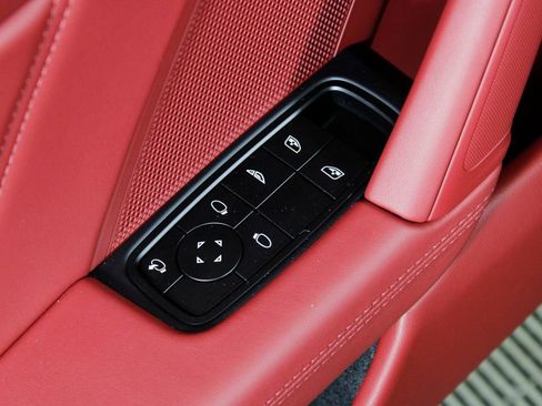 New 2026 Porsche 911 Carrera image 22