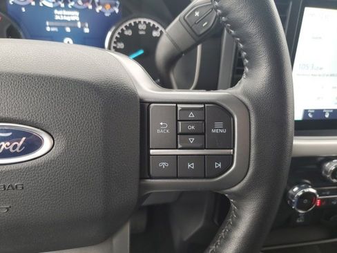 Certified 2022 Ford F150 XLT w/ Equipment Group 302A High image 25